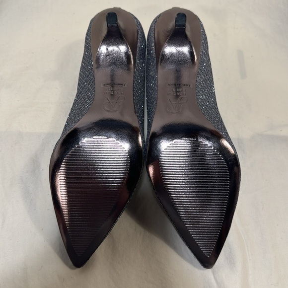 Adrianna Papell Women's Lois Gunmetal Honeycomb Silver Dress PumpNew in Box - Picture 4 of 10